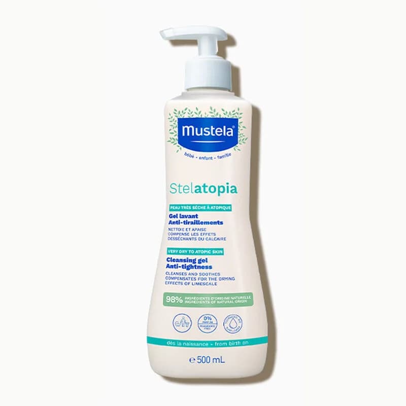 Apaisez et hydratez la peau très sèche de bébé avec Mustela