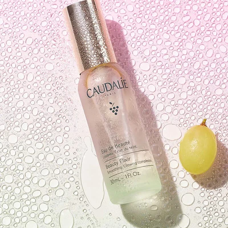 Obtenez une peau éclatante et fixez votre maquillage