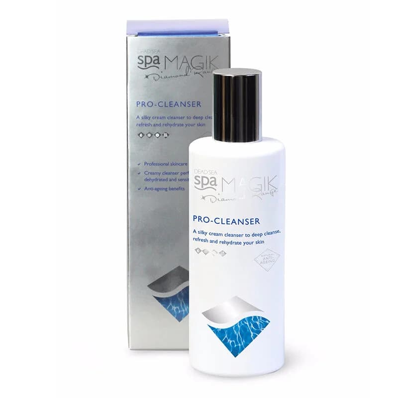 احصلي على بشرة شابة: منظف Dead Sea Spa Magik Pro-Cleanser