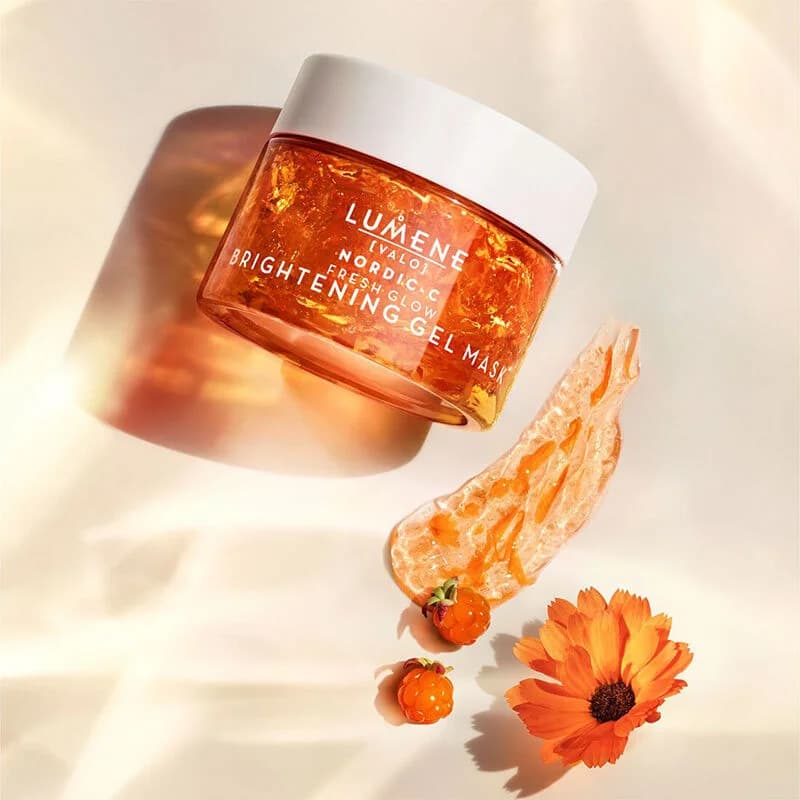 Révélez l'éclat de votre peau avec le Masque Lumene Nordic-C
