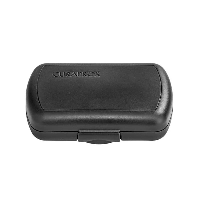 احصل على ابتسامة مشرقة مع مجموعة Curaprox Black Is White للس